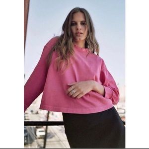 UO exclusive champion top